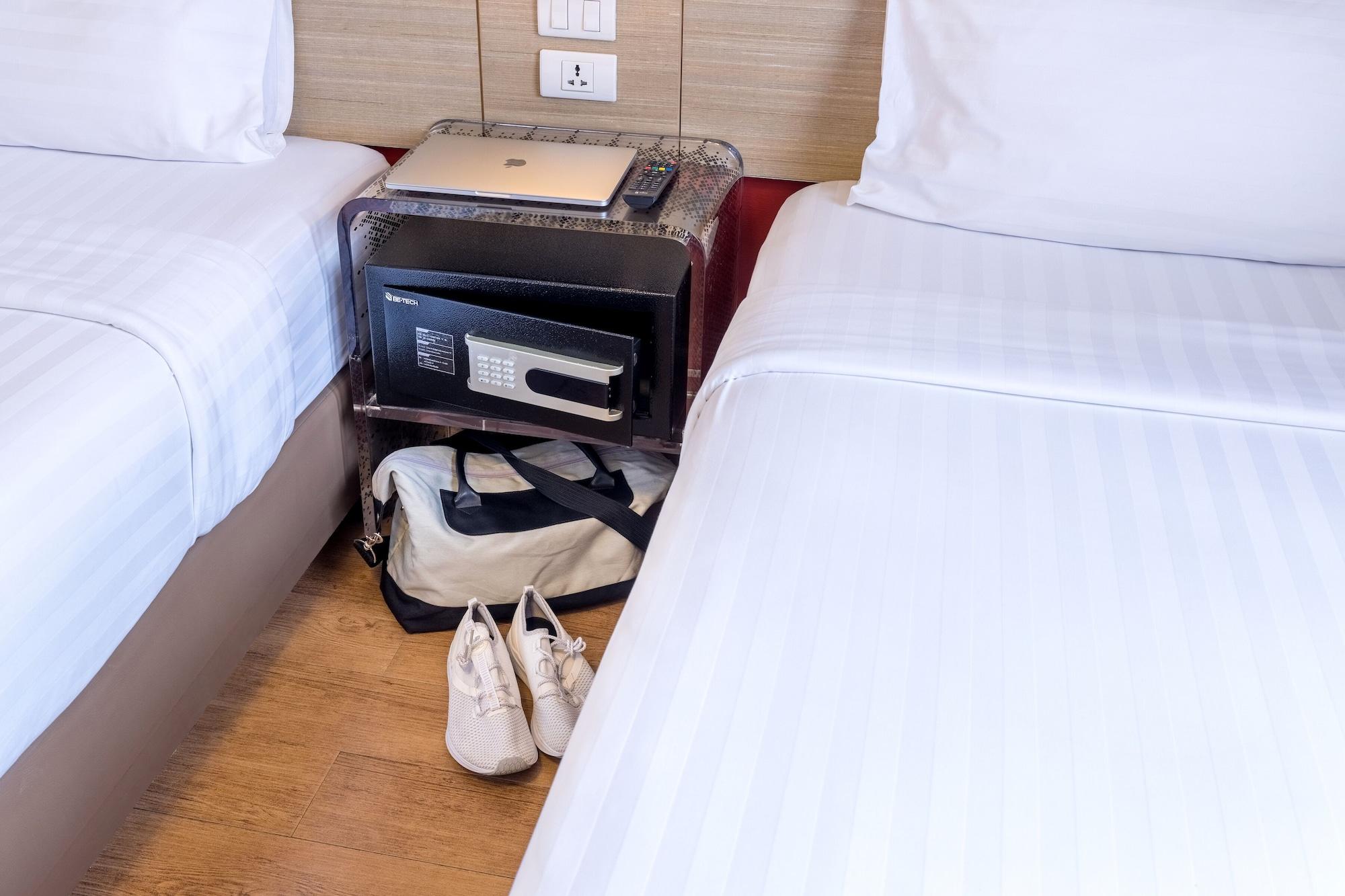 Red Planet Phuket Patong - Sha Extra Plus Eksteriør billede