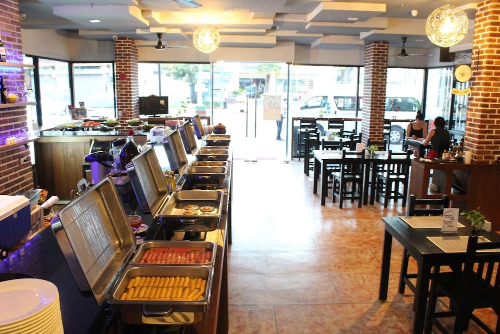 Red Planet Phuket Patong - Sha Extra Plus Eksteriør billede