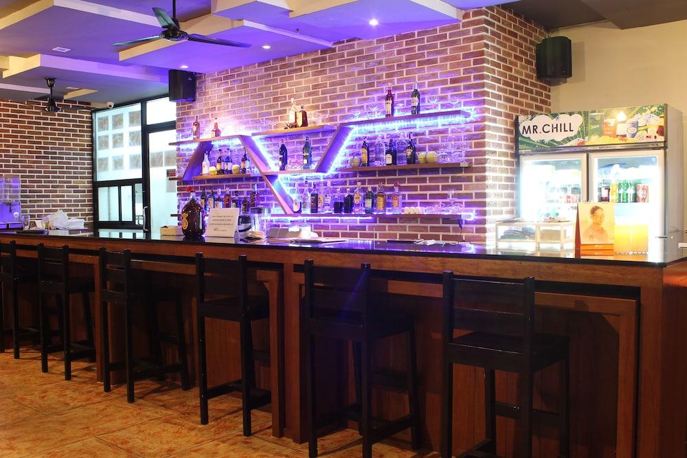 Red Planet Phuket Patong - Sha Extra Plus Eksteriør billede