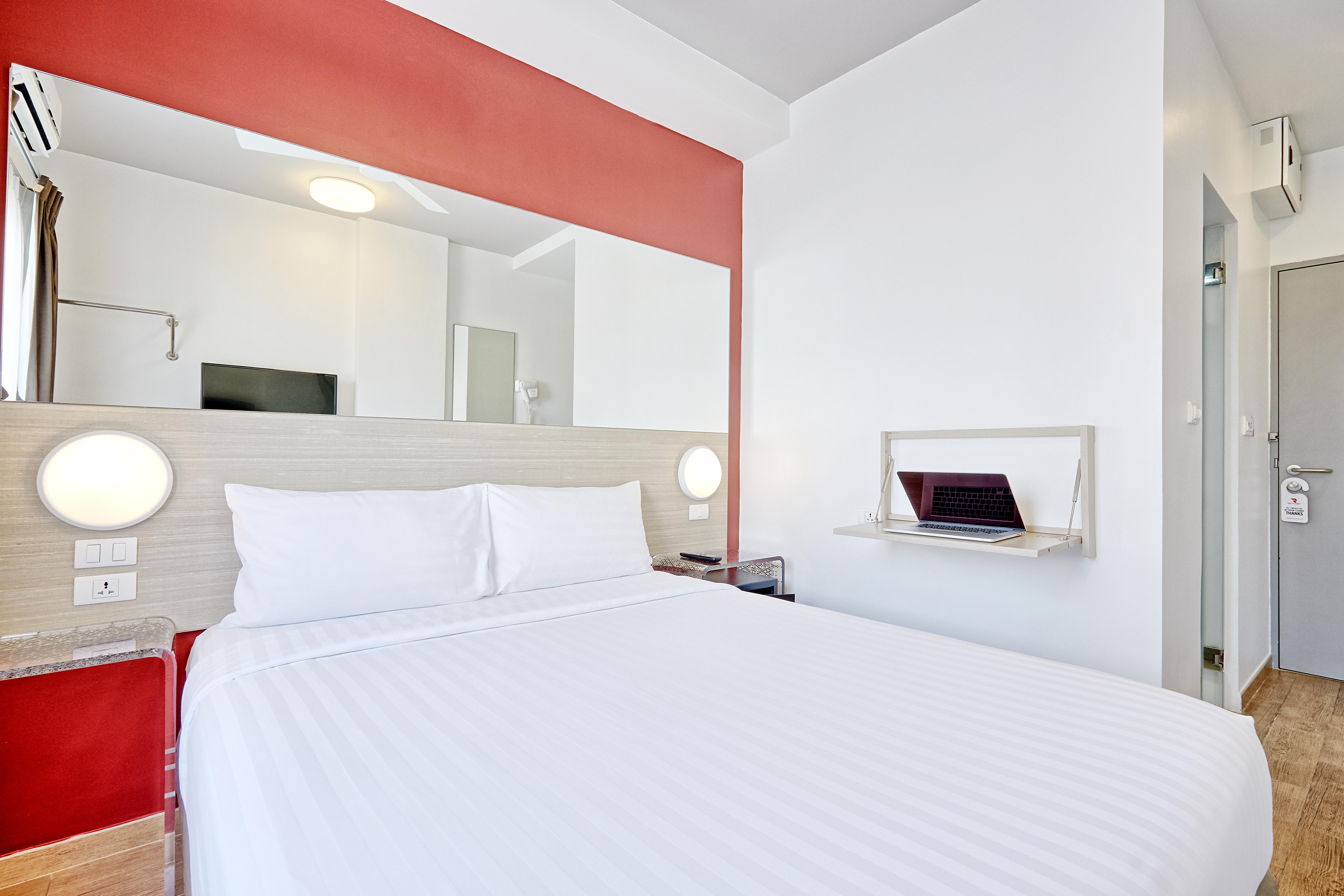 Red Planet Phuket Patong - Sha Extra Plus Eksteriør billede