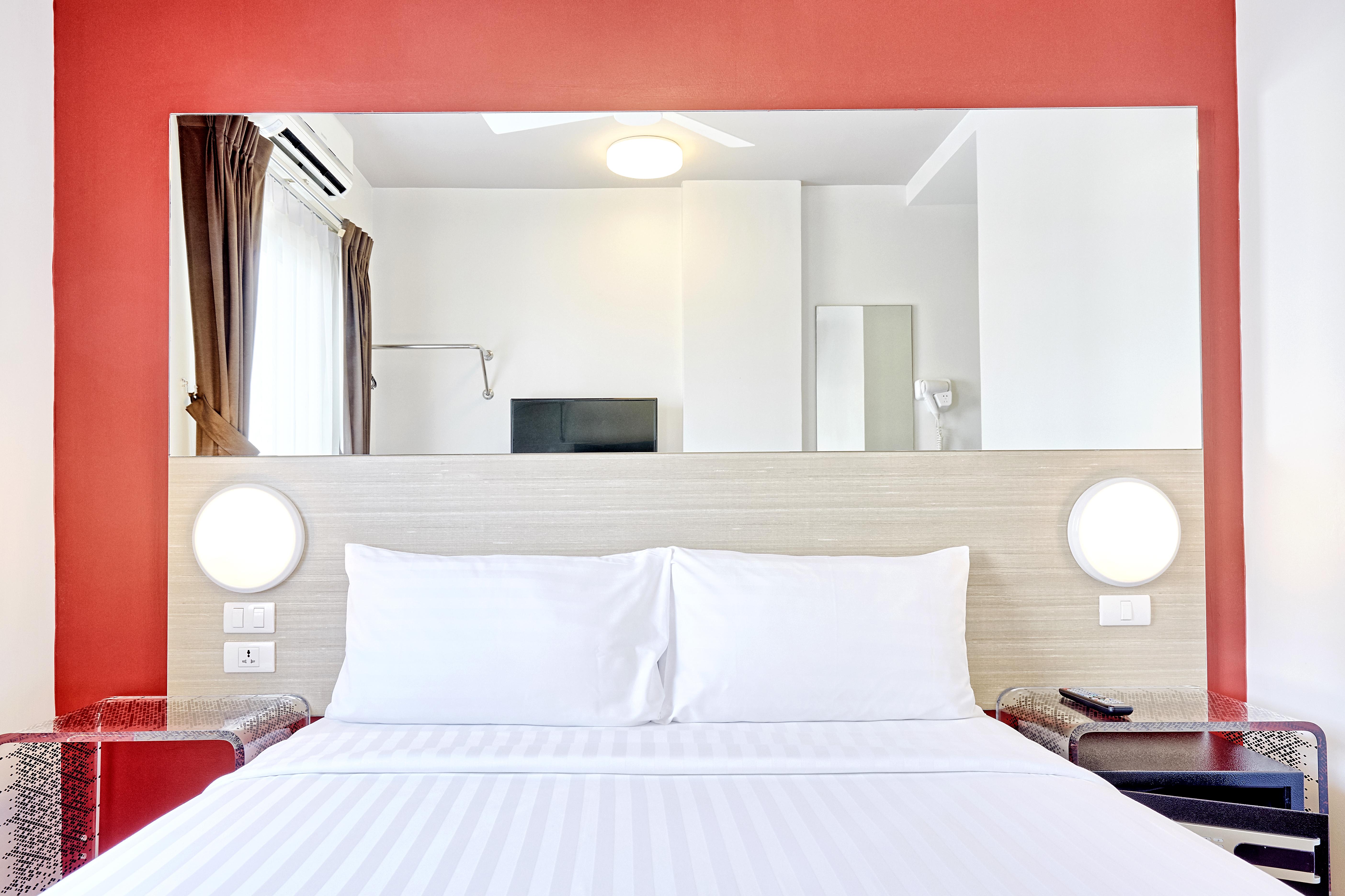 Red Planet Phuket Patong - Sha Extra Plus Eksteriør billede