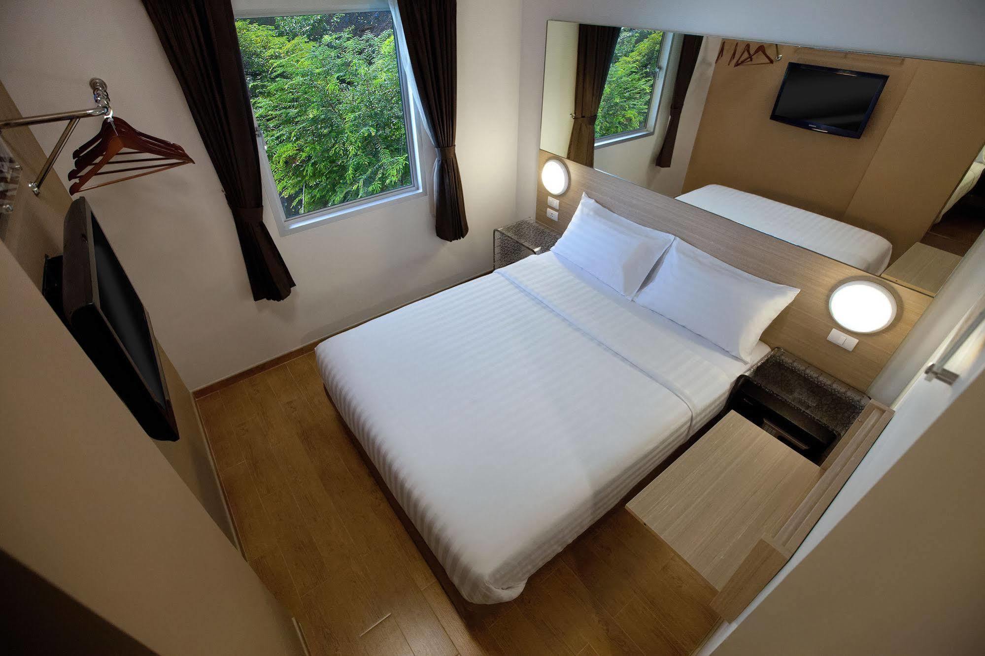 Red Planet Phuket Patong - Sha Extra Plus Eksteriør billede